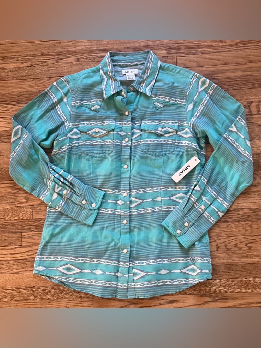 Ariat Jadeite Long Sleeve Pearl Snap Western Shirt S NWT
